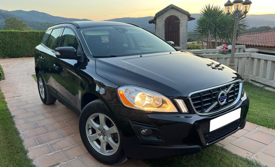 VOLVO XC-60 2.4 175CV