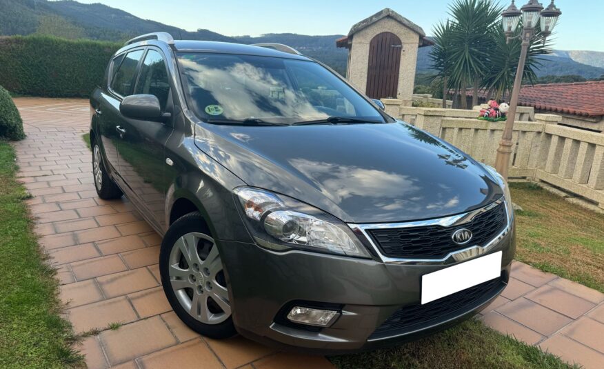 KIA CEED FAMILIAR