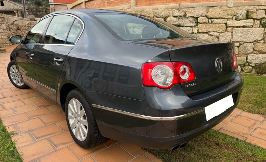 VOLKSWAGEN Passat 2.0 TDI