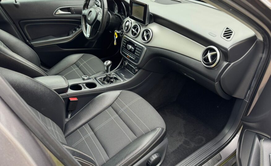 MERCEDES GLA 200