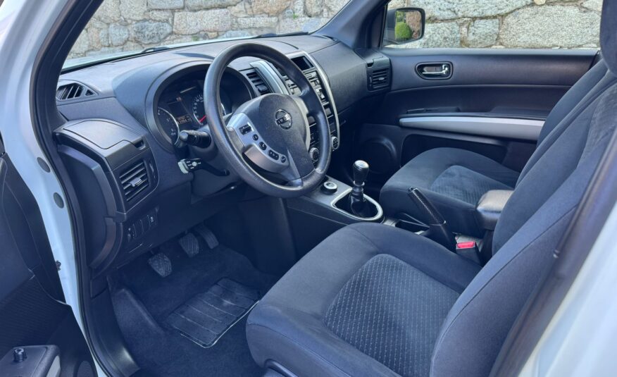 NISSAN X-TRAIL 2.0 4X4
