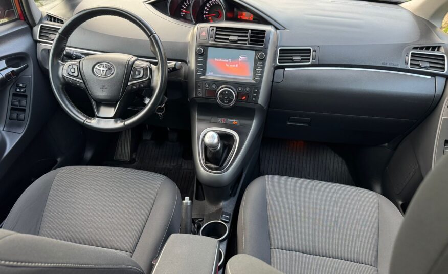 TOYOTA Verso 7 PLAZAS