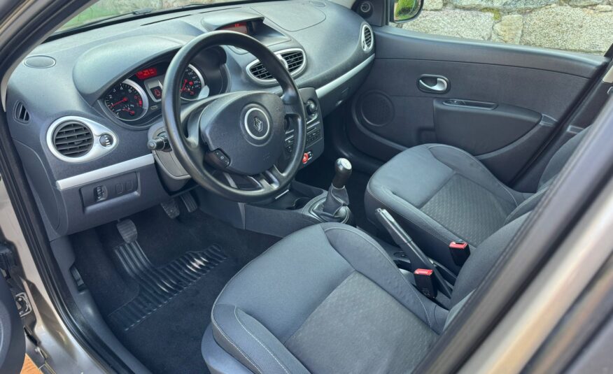 RENAULT Clio 1.2 GASOLINA