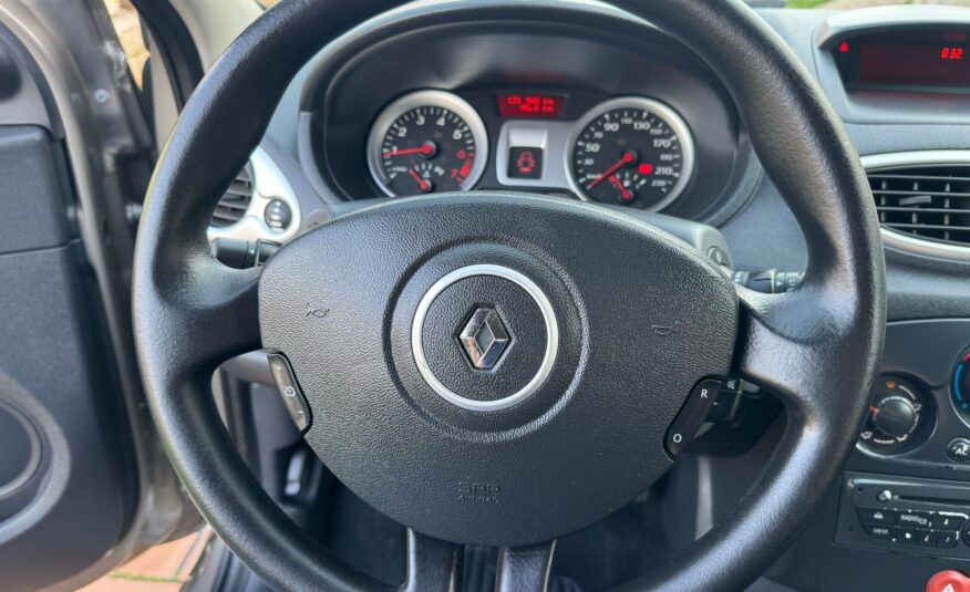 RENAULT Clio 1.2 GASOLINA