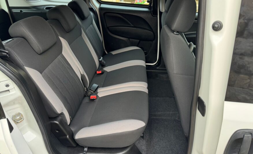FIAT DOBLO 5 PLAZAS