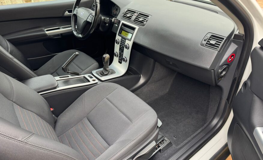 VOLVO C30