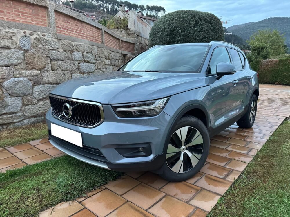 VOLVO XC40 T3