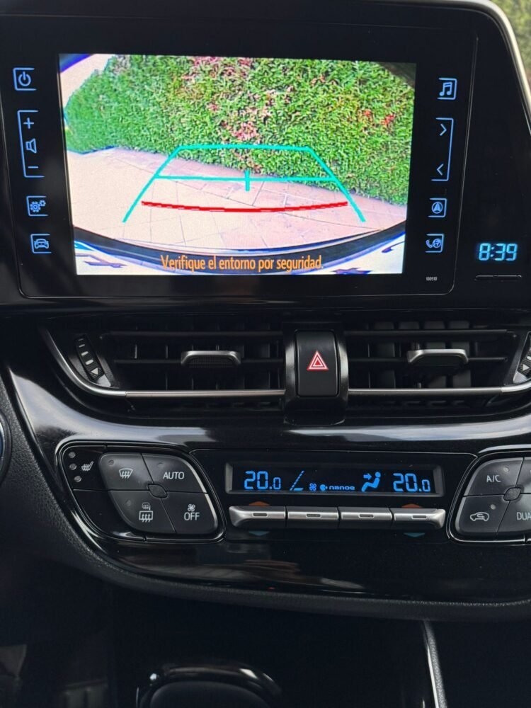 TOYOTA CH-R STYLE PLUS