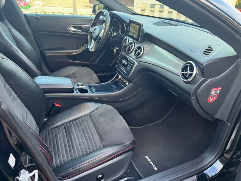 MERCEDES-BENZ CLA 220 CDI