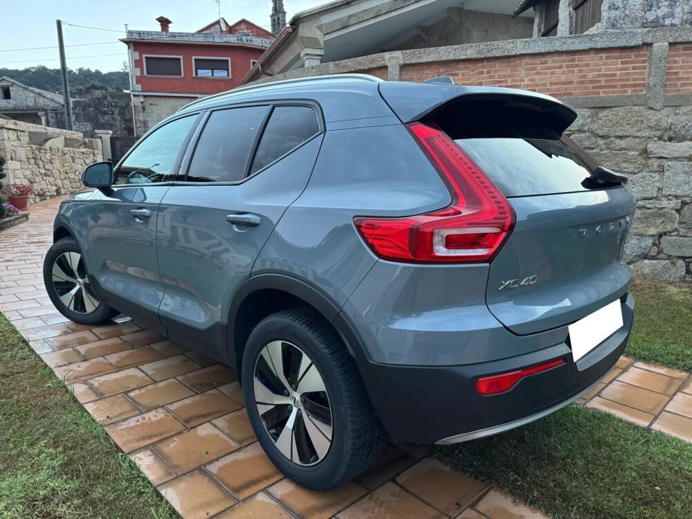 VOLVO XC40 T3