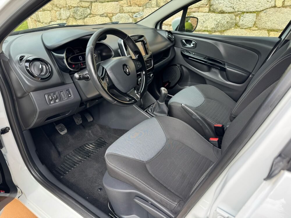 RENAULT CLIO 1.5 dci