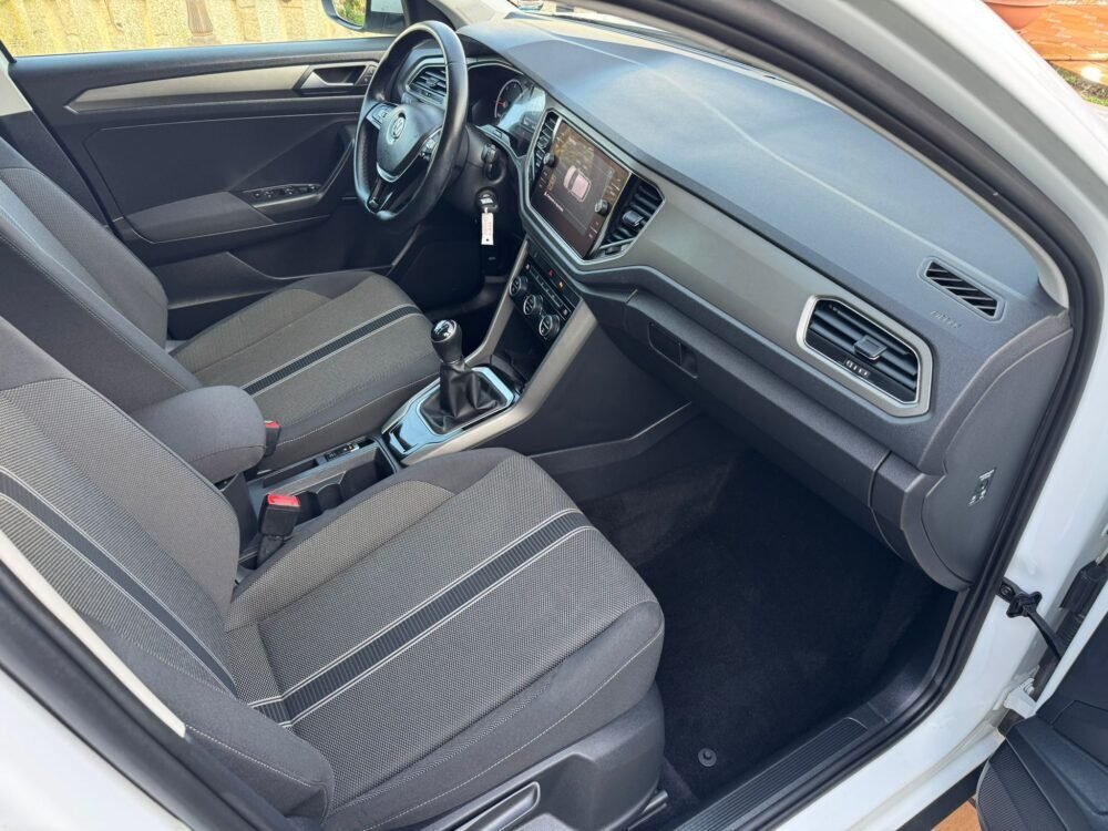 VOLKSWAGEN T-ROC 1.6 TDI