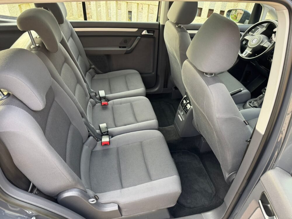 VOLKSWAGEN TOURAN 1.2 TSI Edition