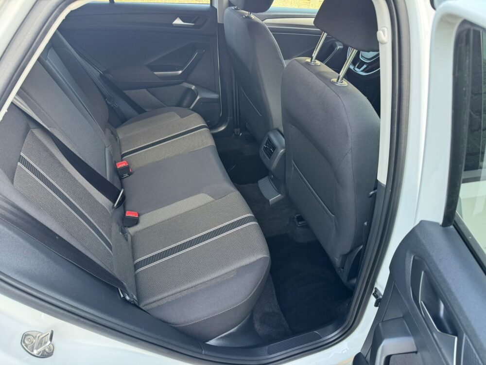 VOLKSWAGEN T-ROC 1.6 TDI