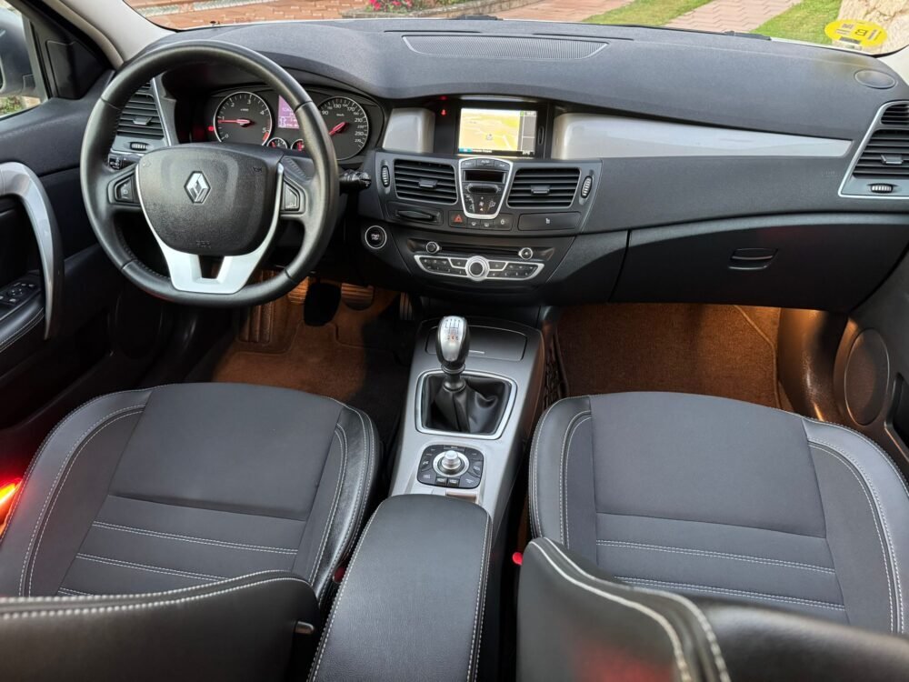 RENAULT LAGUNA 1.5 DCI