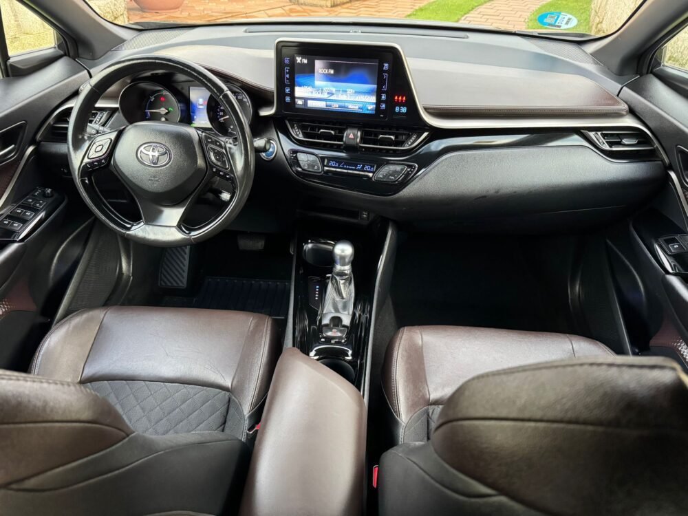 TOYOTA CH-R STYLE PLUS