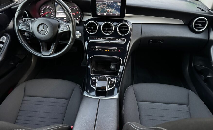 MERCEDES-BENZ C220