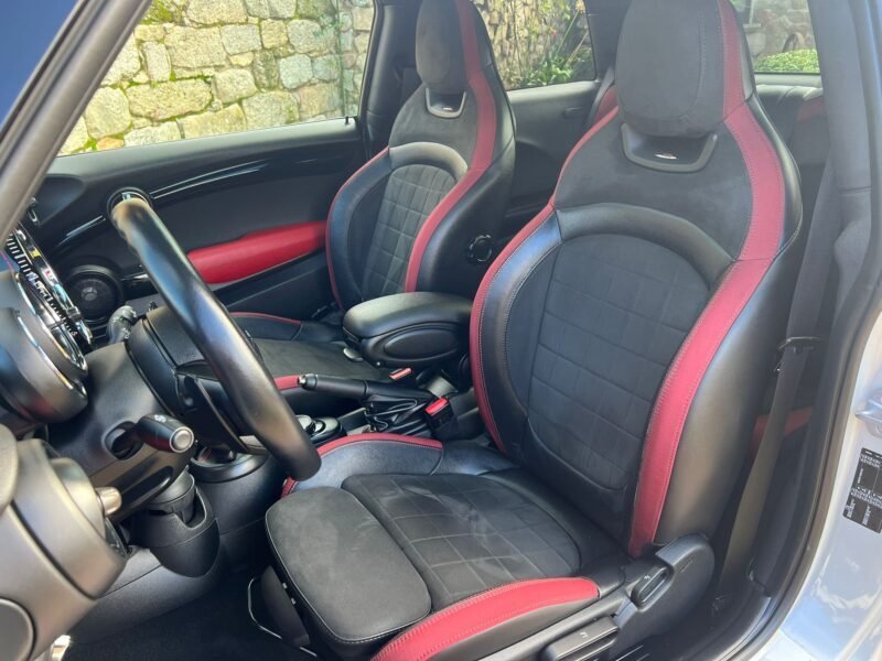 MINI COOPER JHON COOPER WORKS