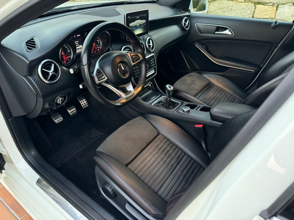 MERCEDES-BENZ CLASE A 200 AMG