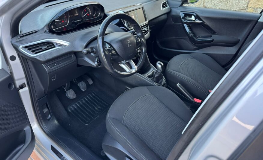 PEUGEOT 208 1.6 HDI