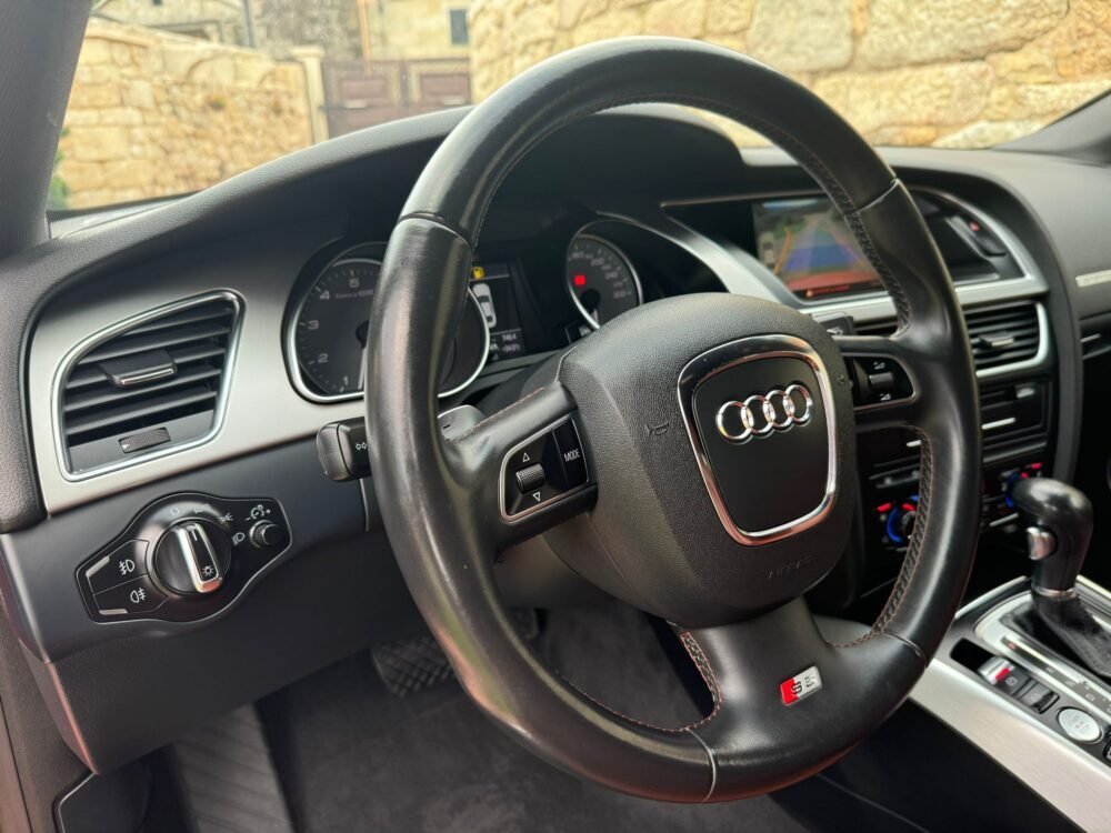 AUDI S5 4.2 QUATTRO