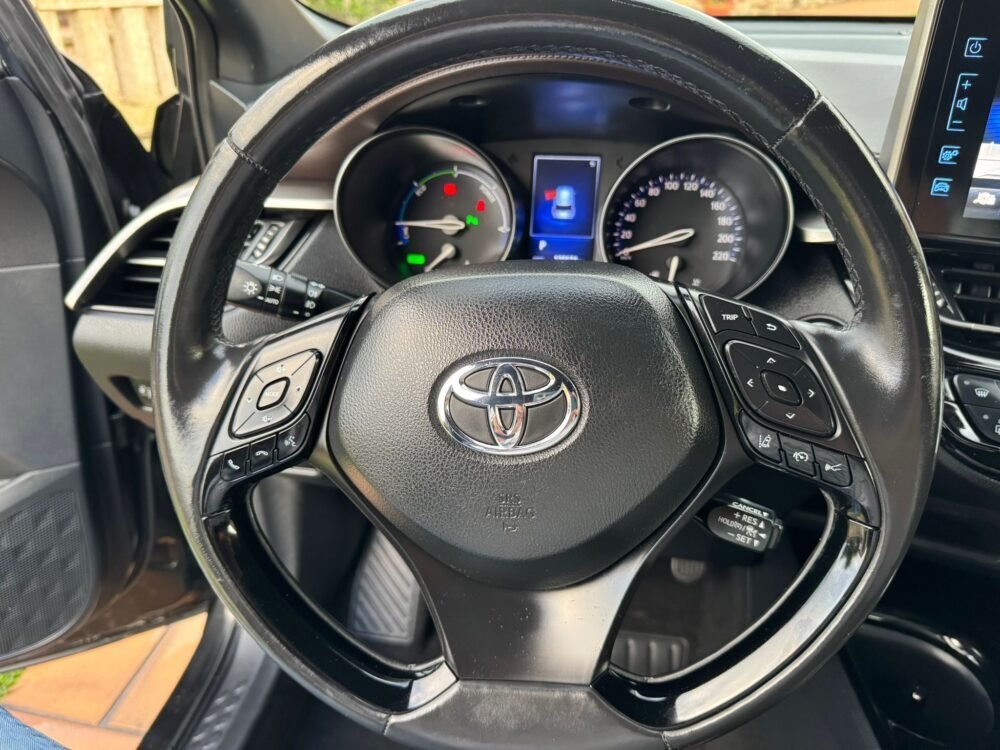 TOYOTA CH-R STYLE PLUS