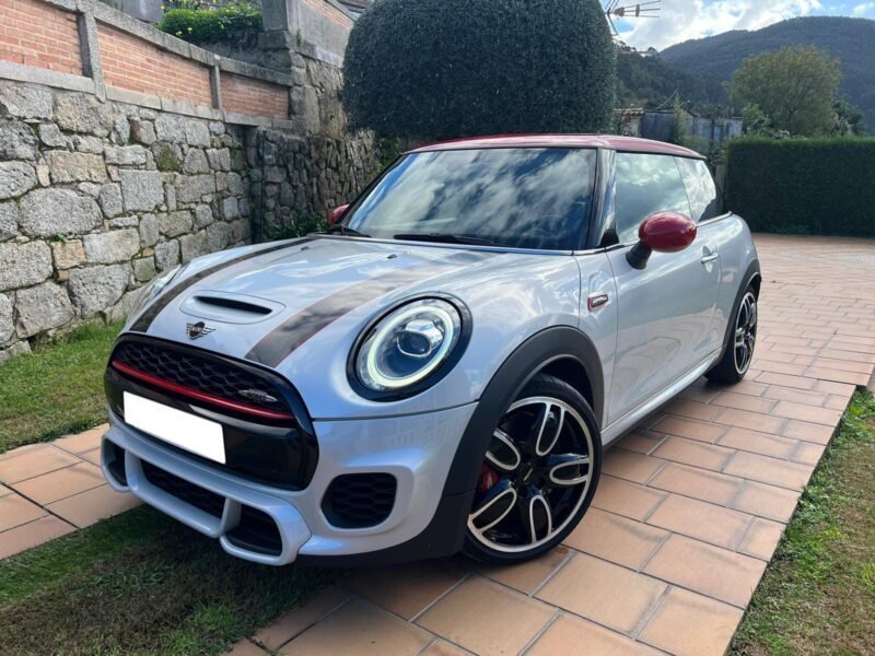 MINI COOPER JHON COOPER WORKS