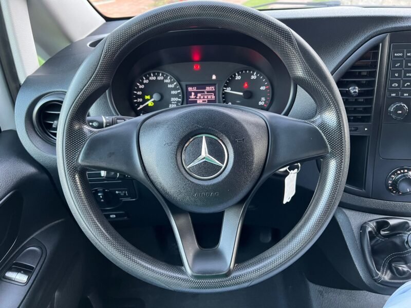 MERCEDES-BENZ VITO 109 CDI MIXTO LARGA