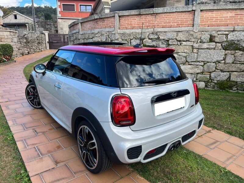 MINI COOPER JHON COOPER WORKS