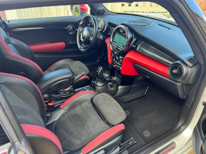 MINI COOPER JHON COOPER WORKS