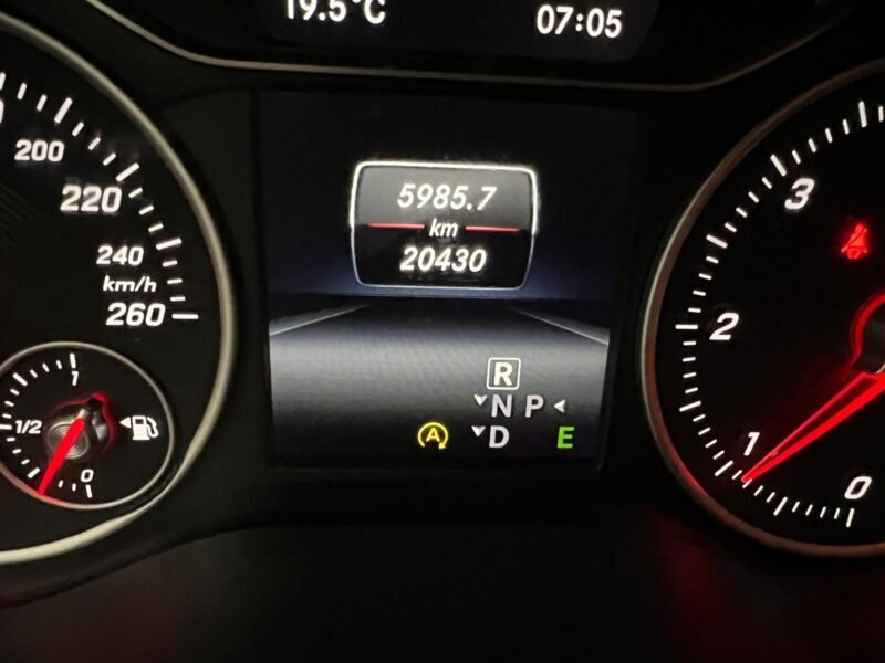 MERCEDES-BENZ CLASE B 180 CDI SPORT AMG