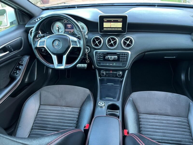 MERCEDES-BENZ CLASE A 180 AMG