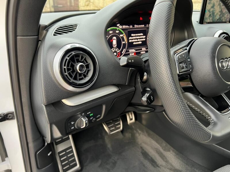 AUDI A3 SPORTBACK 40 E-TRON SLINE S TRONIC