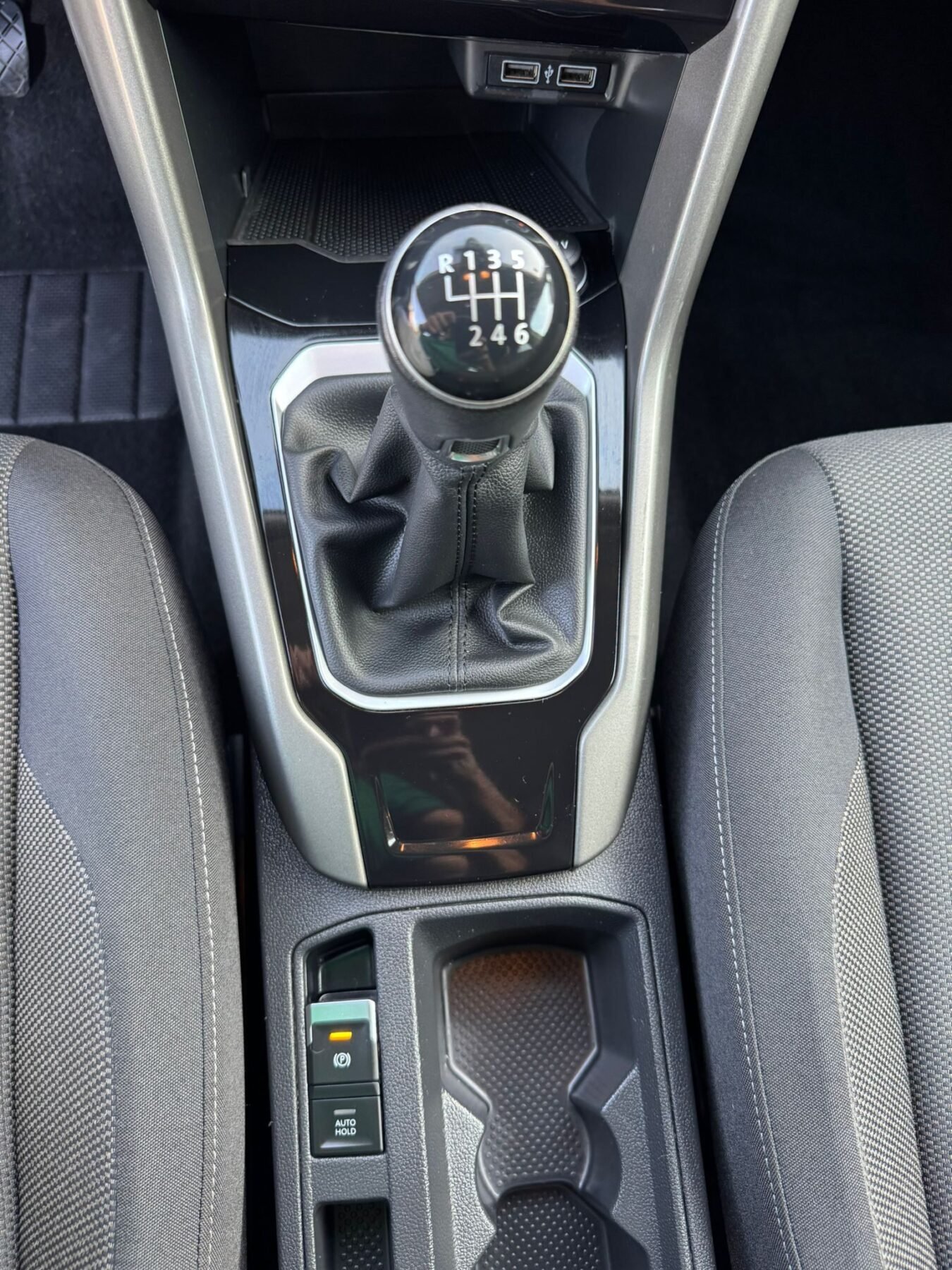 VOLKSWAGEN T-ROC 1.6 TDI