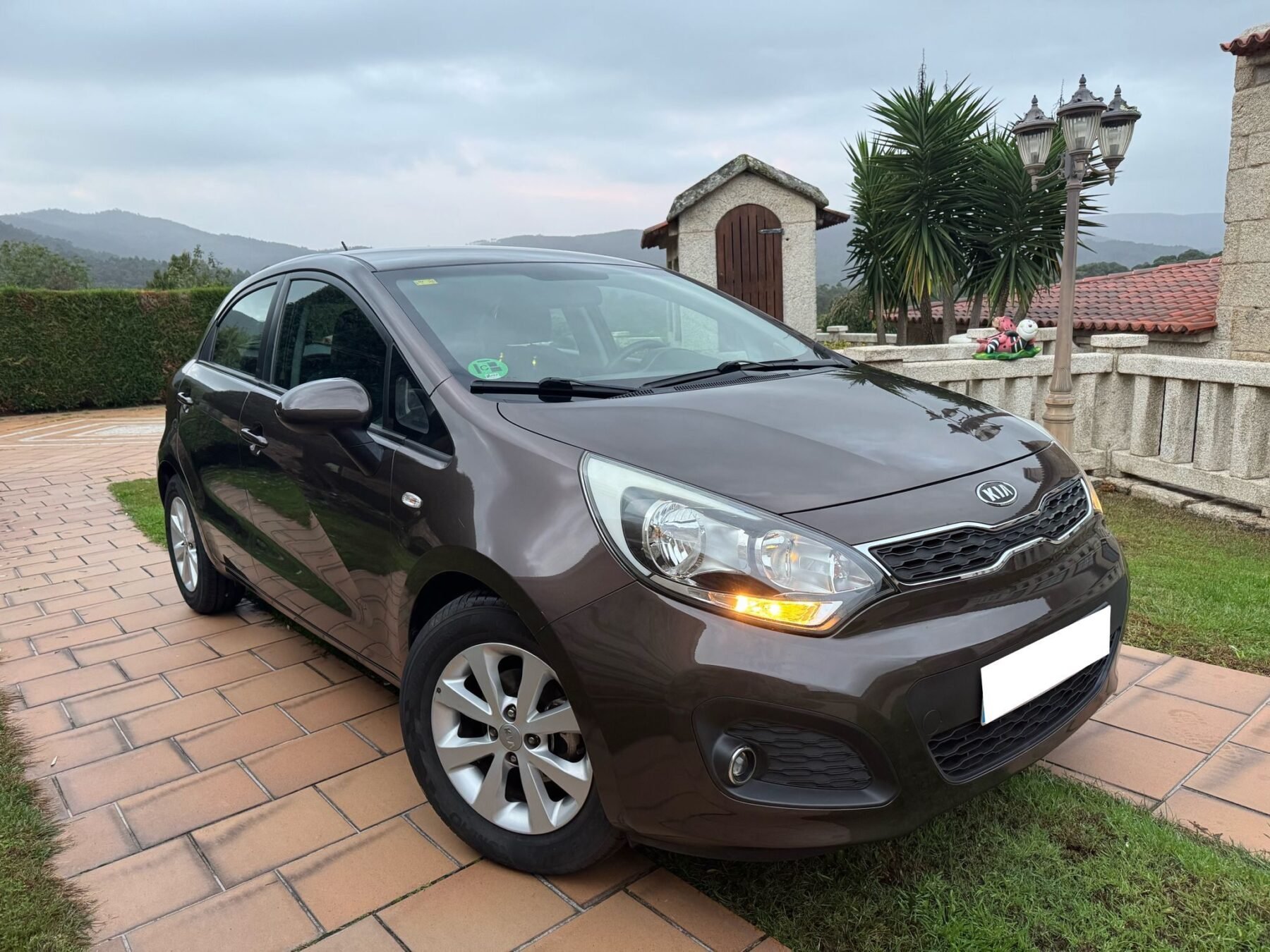 KIA RIO GASOLINA