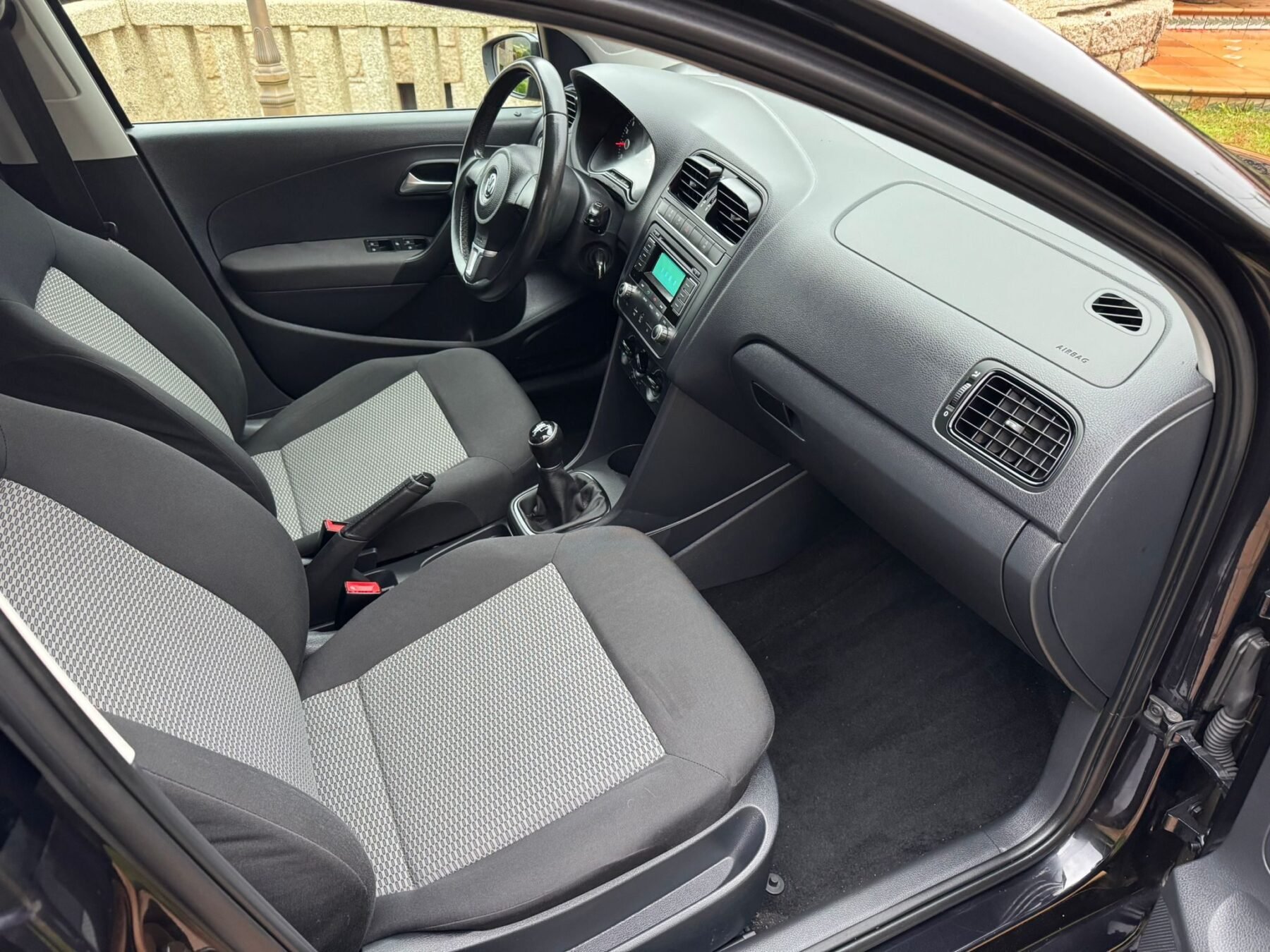 VOLKSWAGEN POLO 1.2 GASOLINA