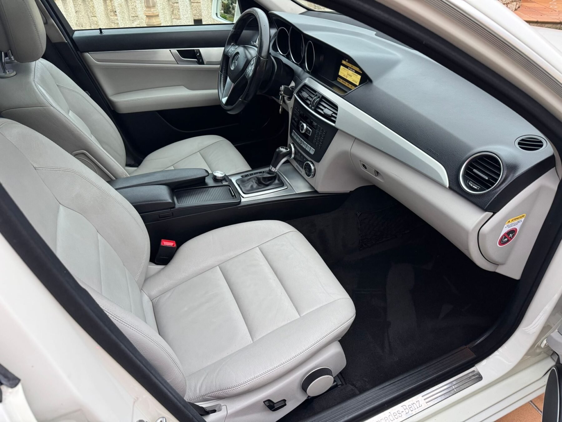 MERCEDES-BENZ CLASE C 220 CDI