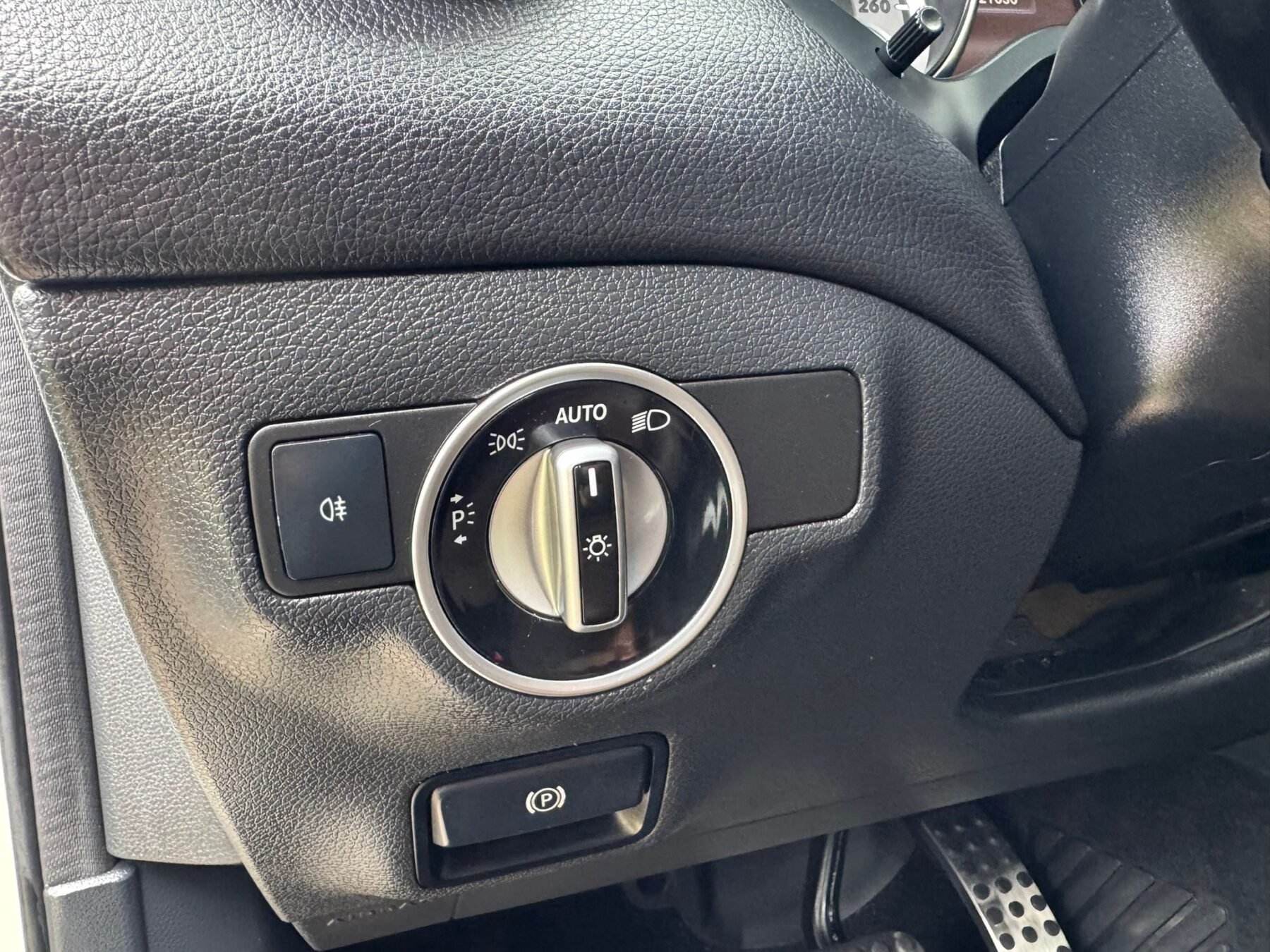 MERCEDES-BENZ GLA 220 AMG LINE 177CV