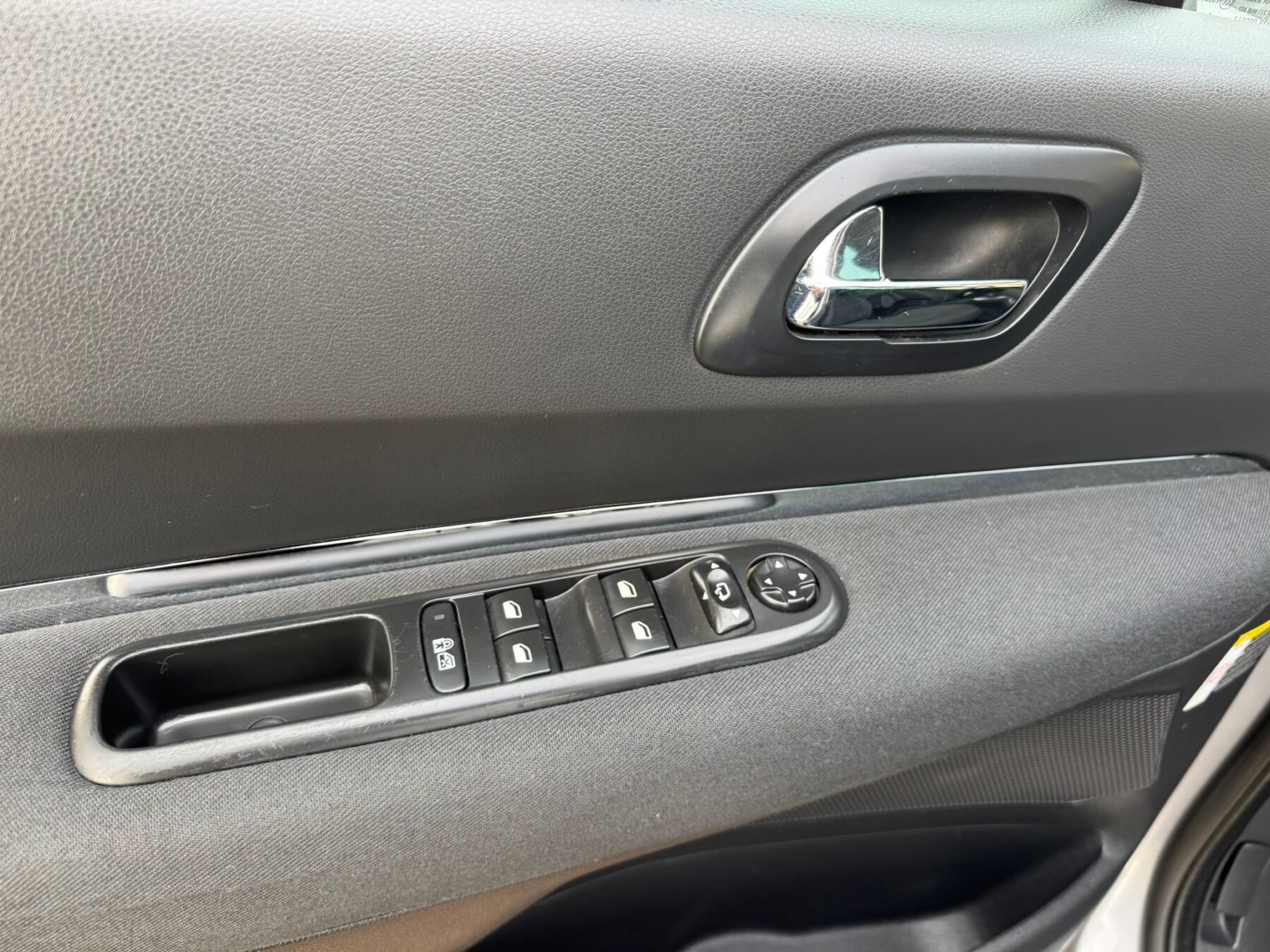 PEUGEOT 5008 7 PLAZAS