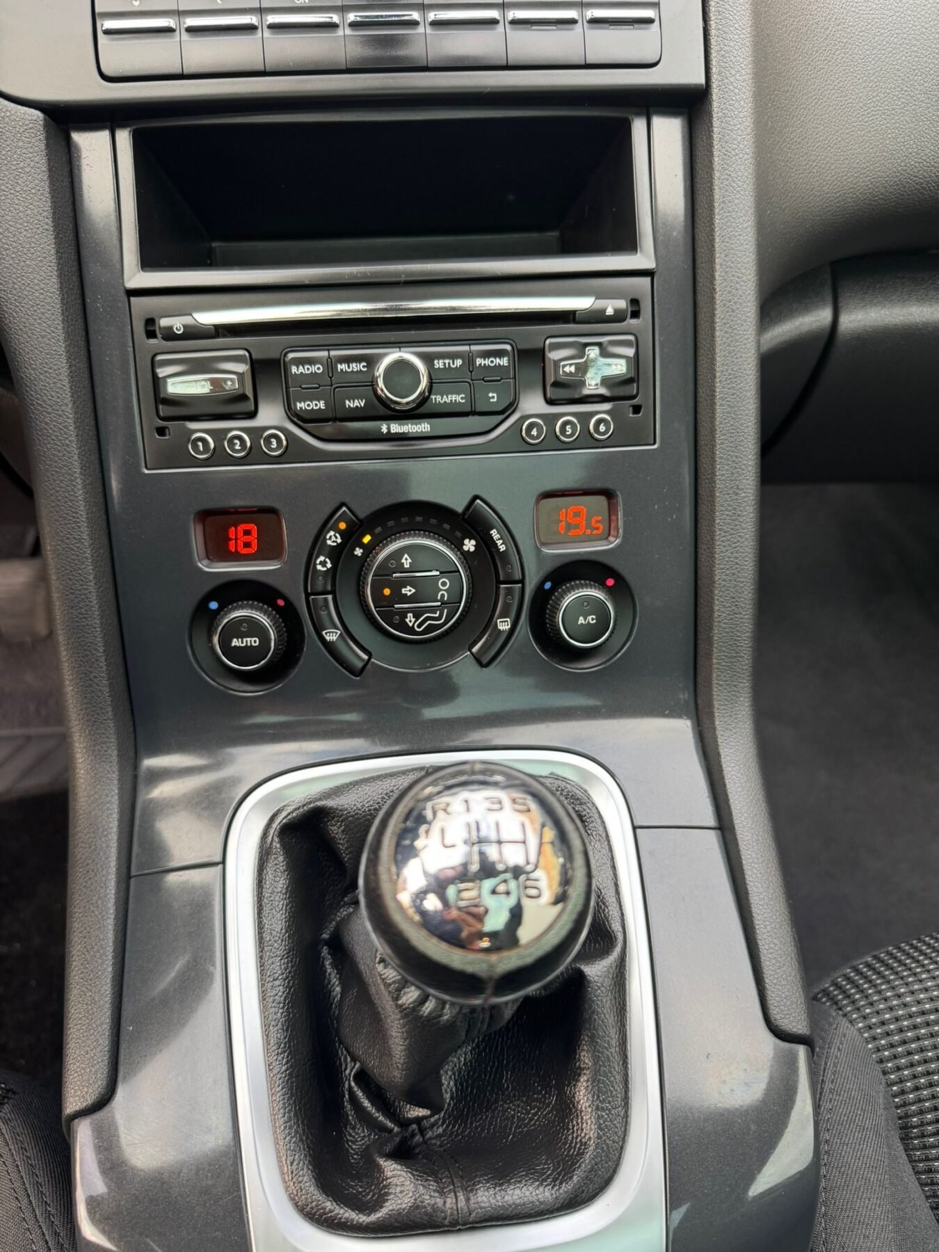 PEUGEOT 5008 7 PLAZAS