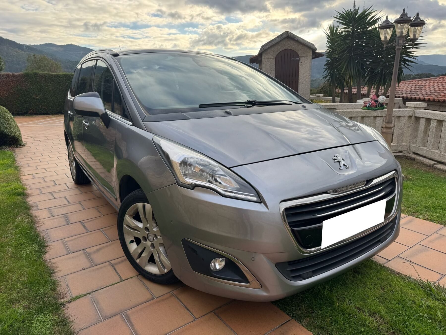 PEUGEOT 5008 7 PLAZAS