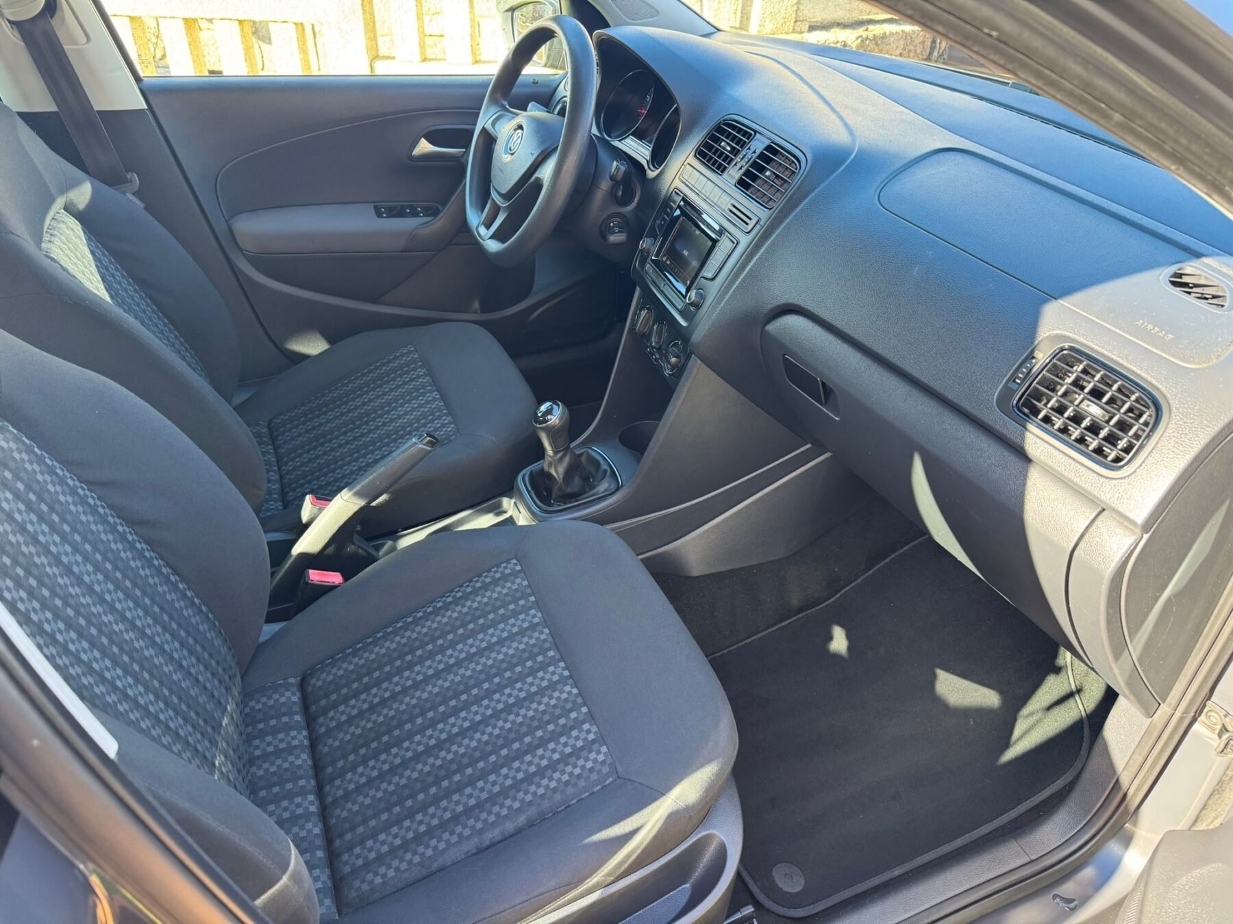 VOLKSWAGEN POLO GASOLINA