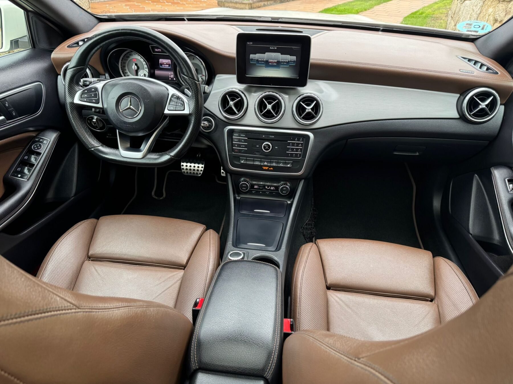 MERCEDES-BENZ GLA 220 AMG LINE 177CV