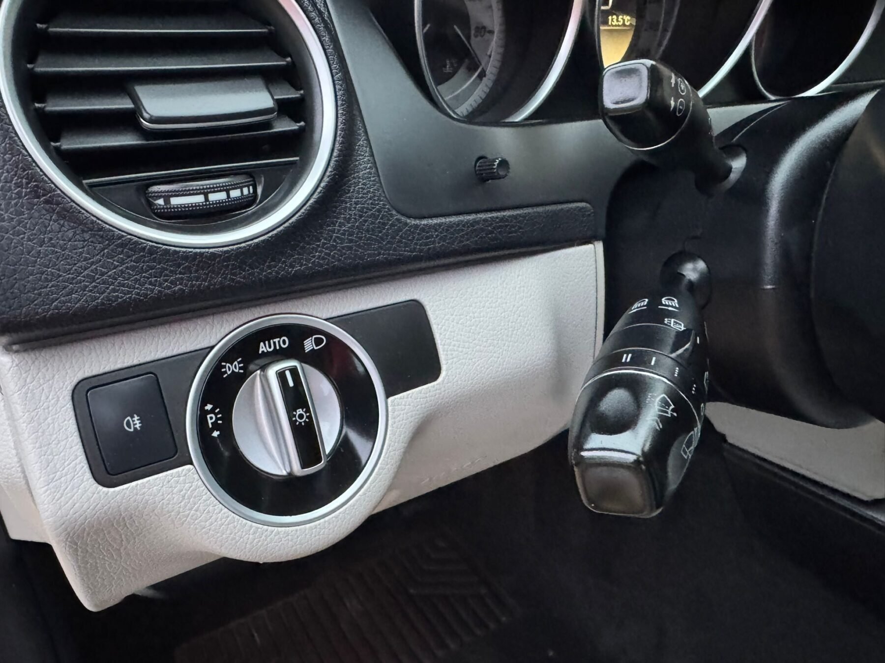 MERCEDES-BENZ CLASE C 220 FAMILIAR