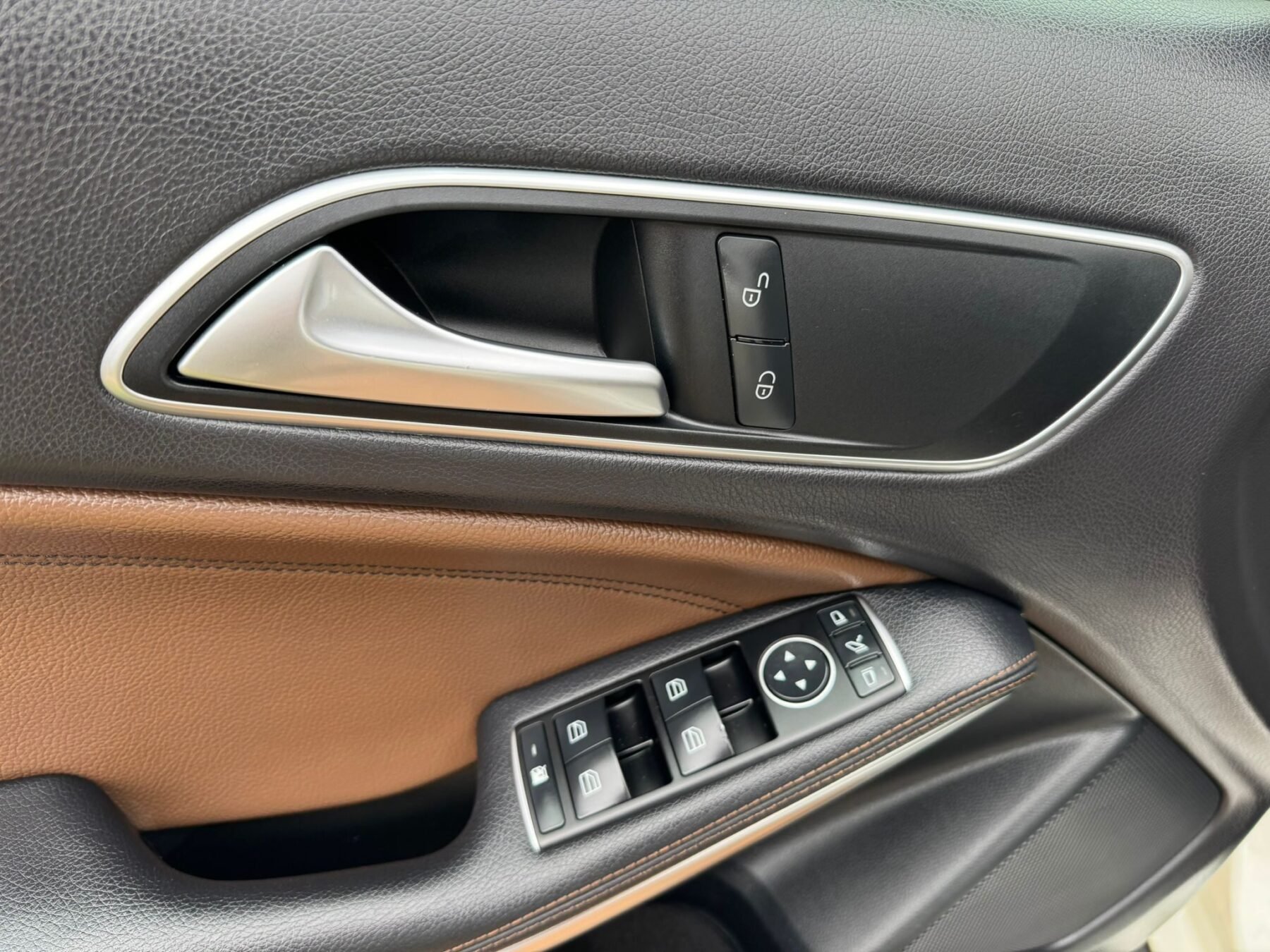 MERCEDES-BENZ GLA 220 AMG LINE 177CV