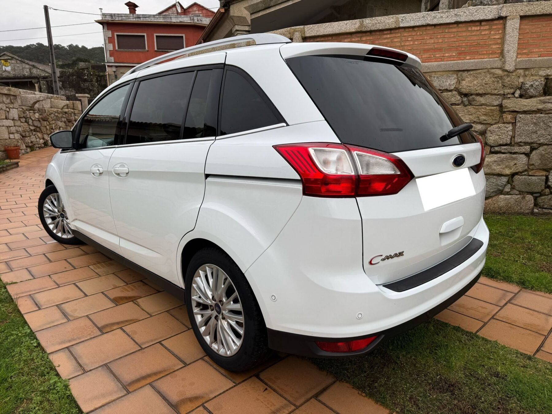 FORD GRAN C-MAX TITANIUM 