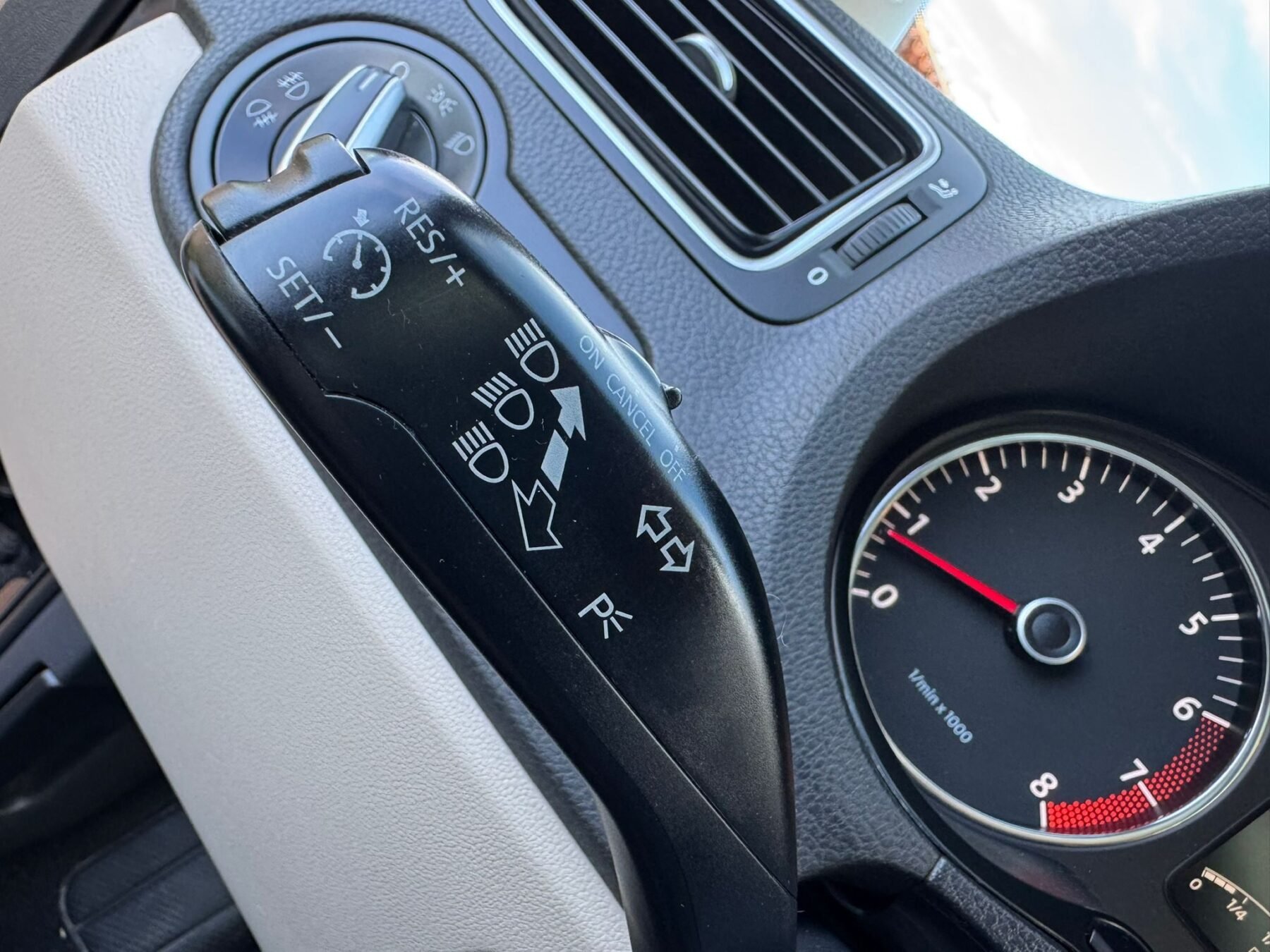 VOLKSWAGEN POLO SPORT CON TECHO