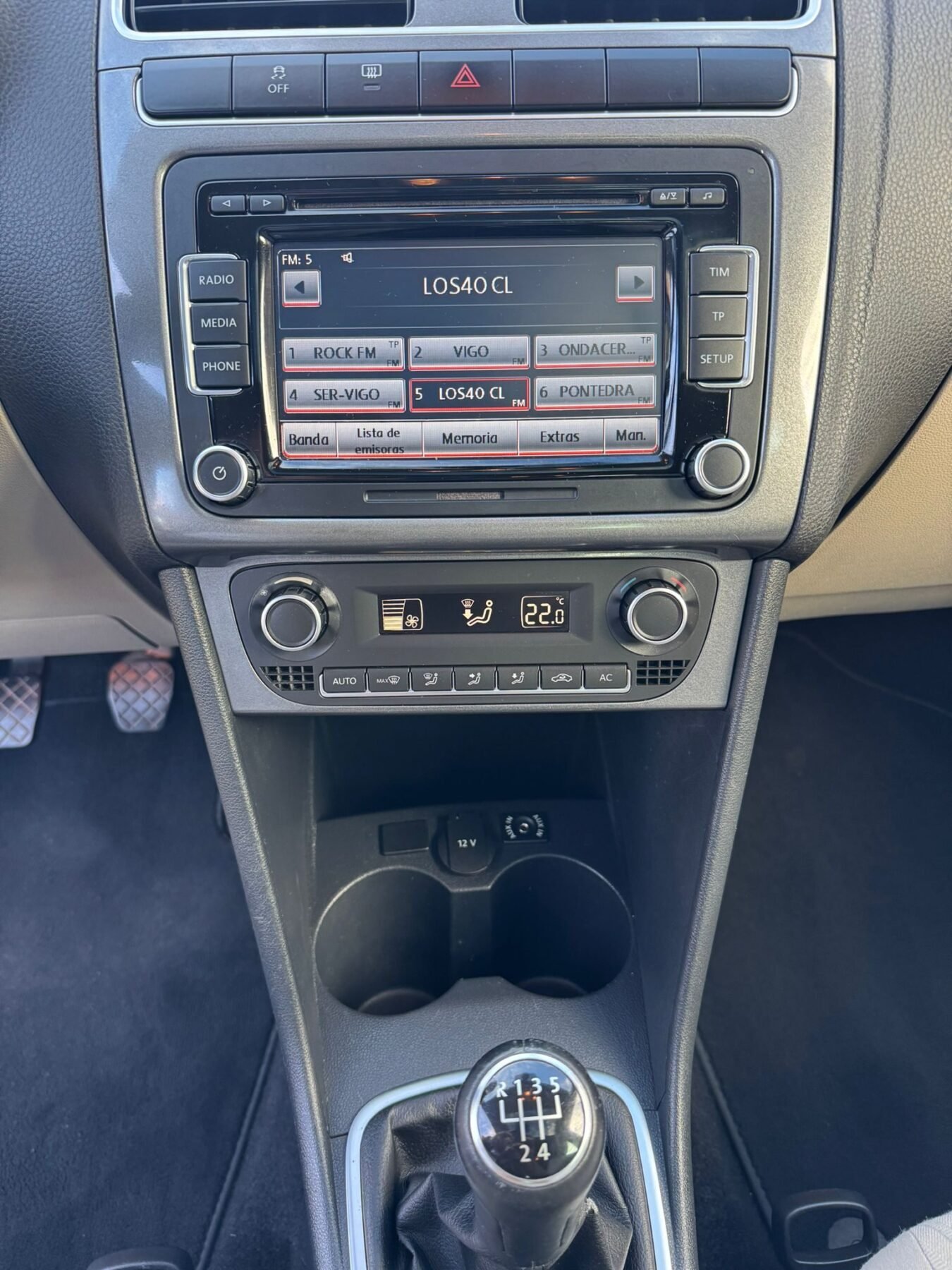 VOLKSWAGEN POLO SPORT CON TECHO