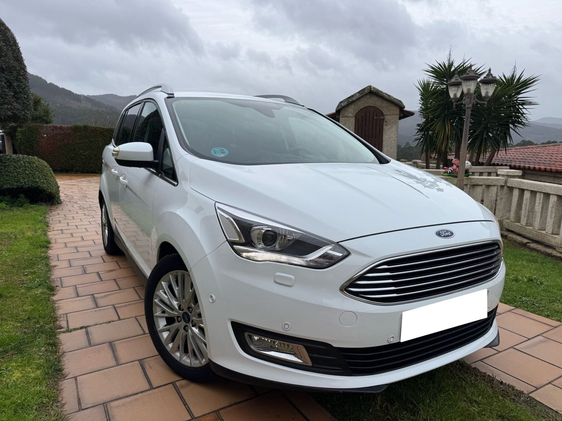 FORD GRAN C-MAX TITANIUM 