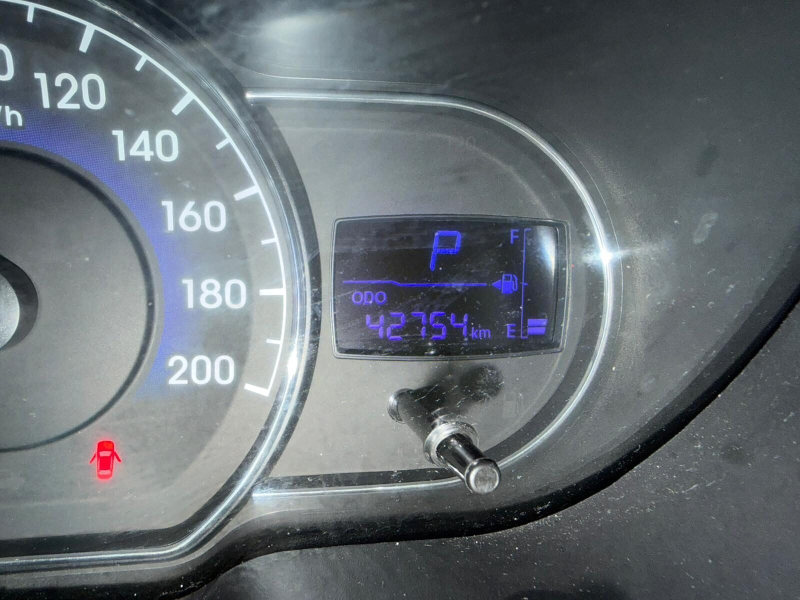 HYUNDAI I 10 AUTOMATICO